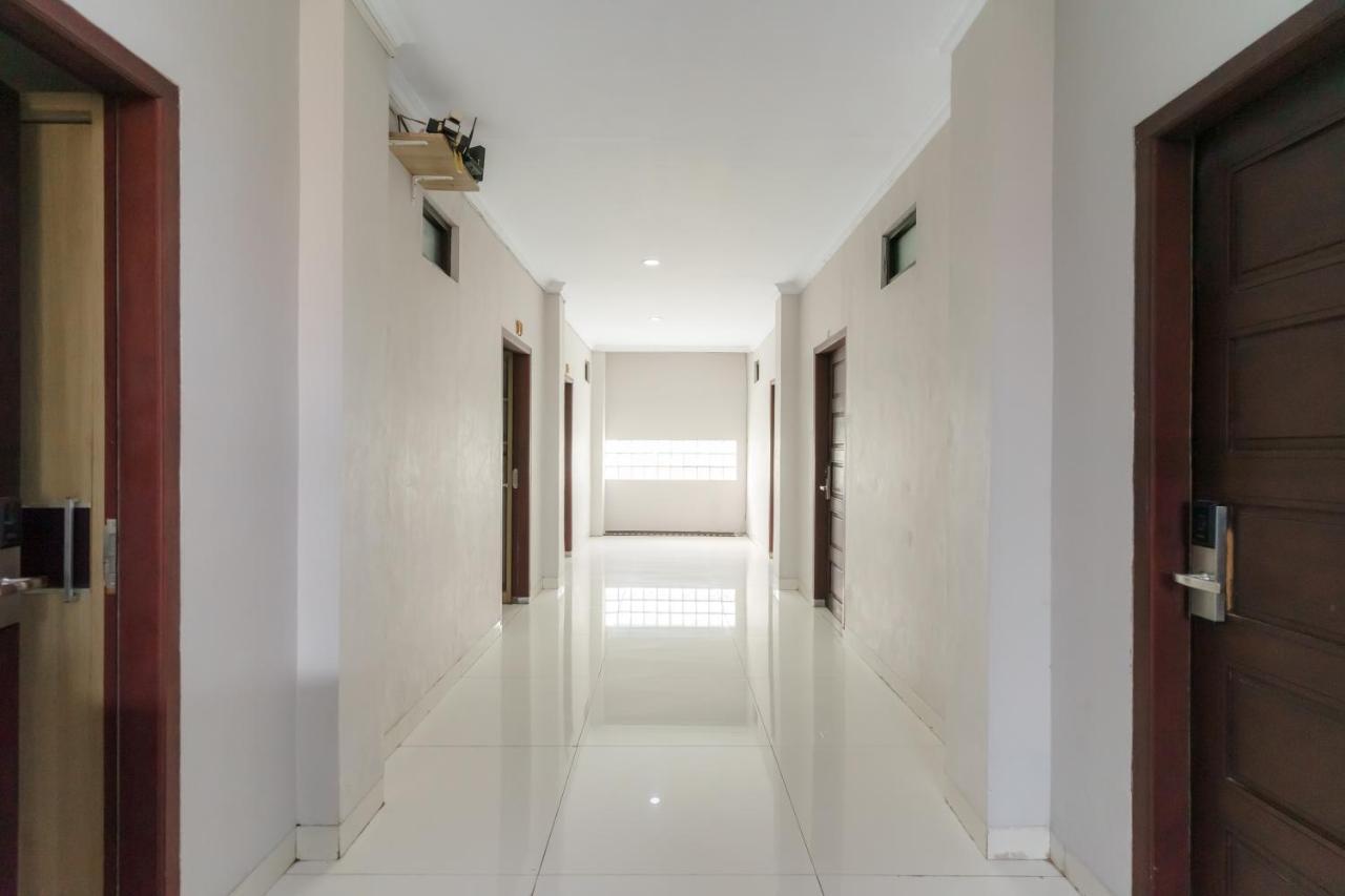 Hotel Koolkost Syariah At Taman Simprug Cikarang Bekasi Exteriér fotografie