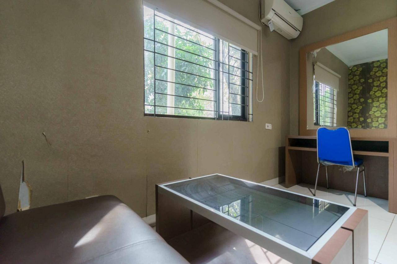 Hotel Koolkost Syariah At Taman Simprug Cikarang Bekasi Exteriér fotografie