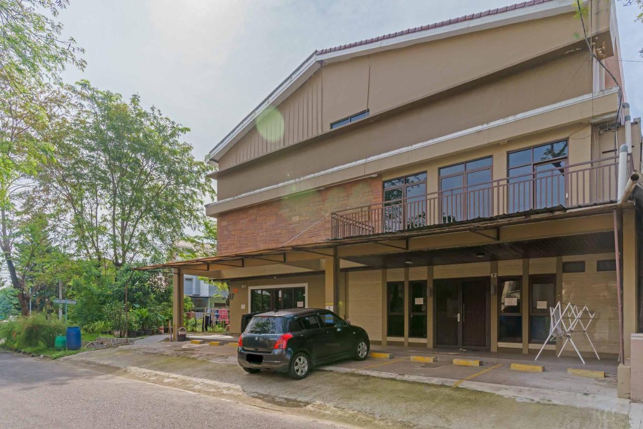 Hotel Koolkost Syariah At Taman Simprug Cikarang Bekasi Exteriér fotografie